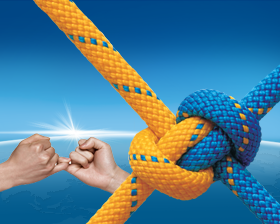 我們的精神：誠(chéng)信 責(zé)任 融合 創(chuàng)新